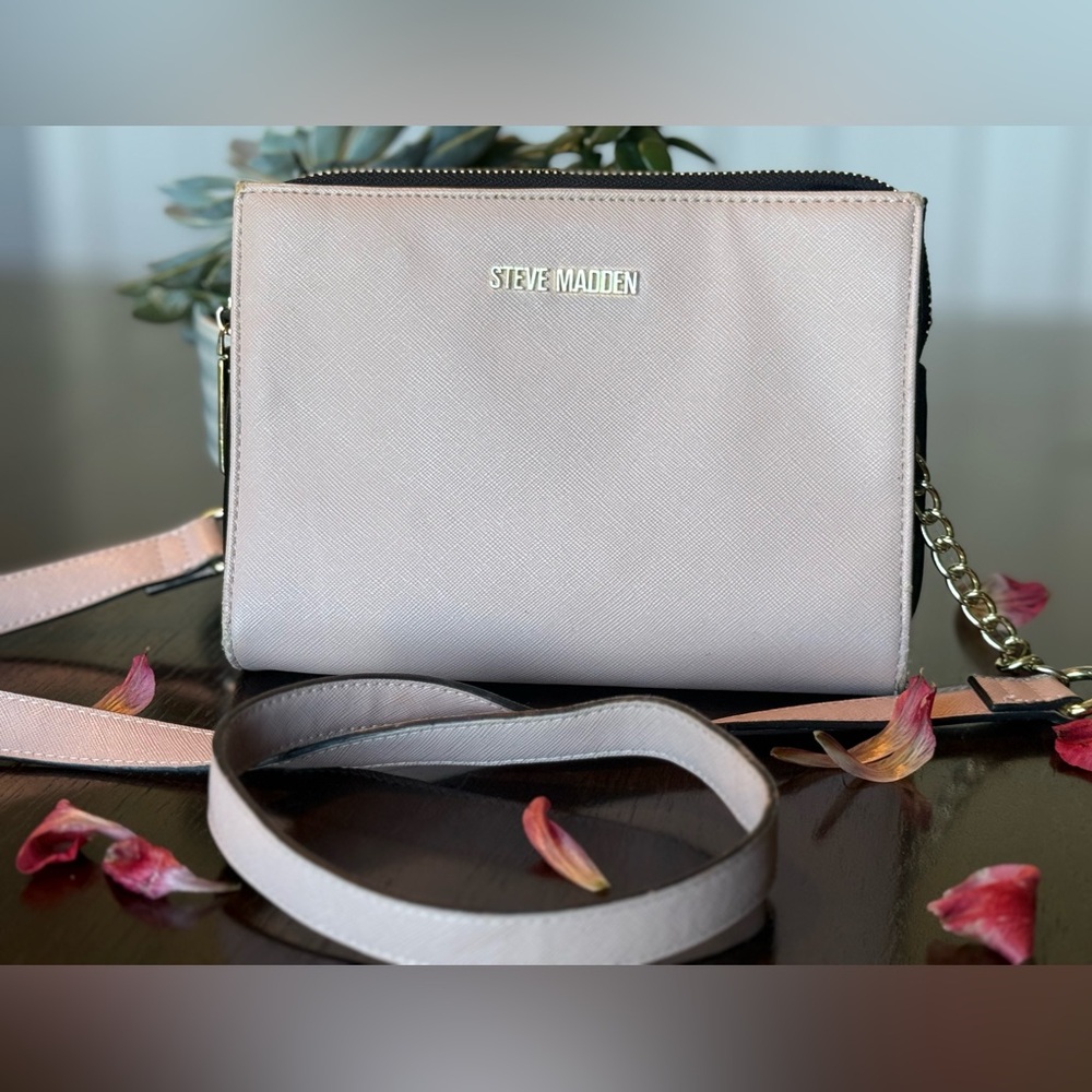 ✨🦋GIVVY🦋✨Steve Madden BLEXI Blush Crossbody Bag